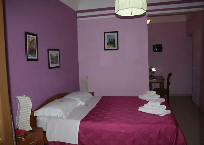 Casa Cinema Paradiso 4* Чефалу